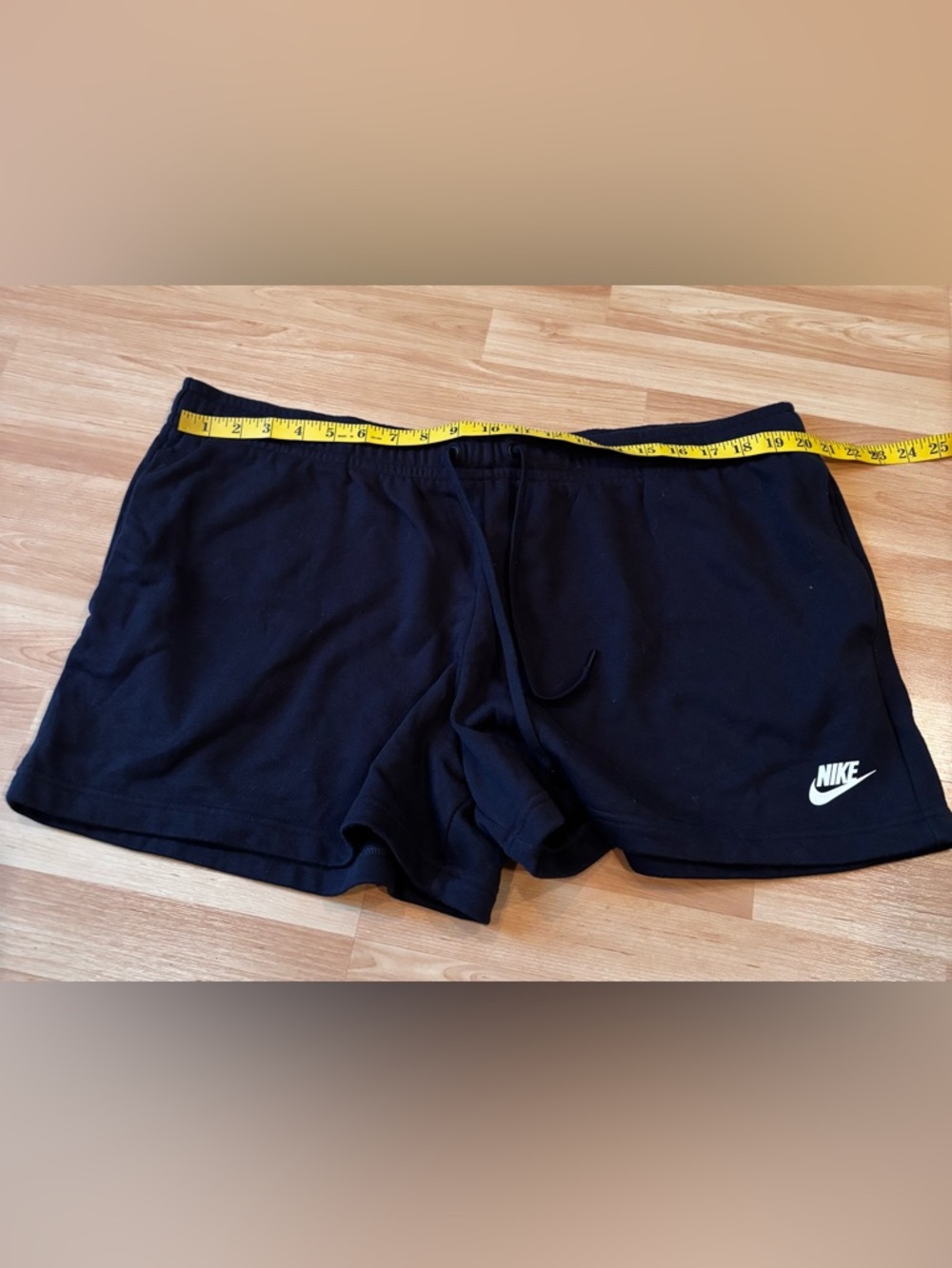 Nike Drawstring Jogger Shorts - Green and Black - Picture 9 of 10